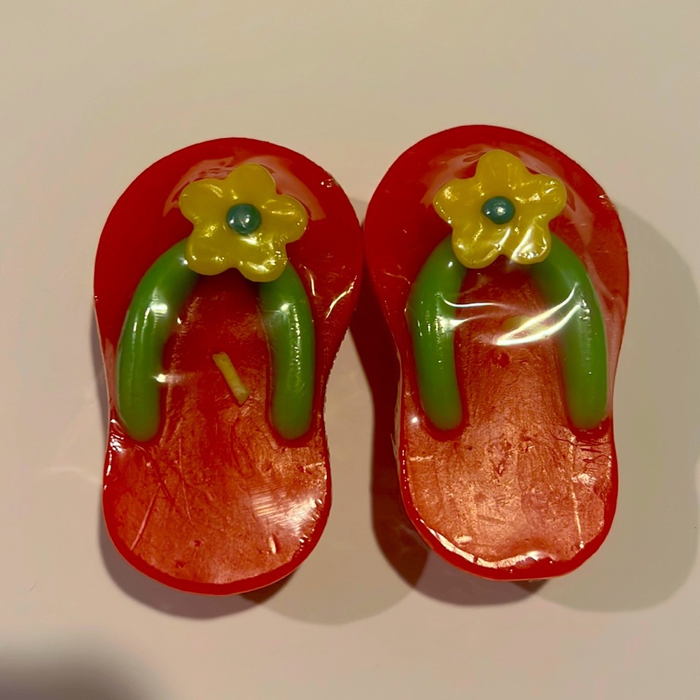 NWOT 3” flip flop sandal candles